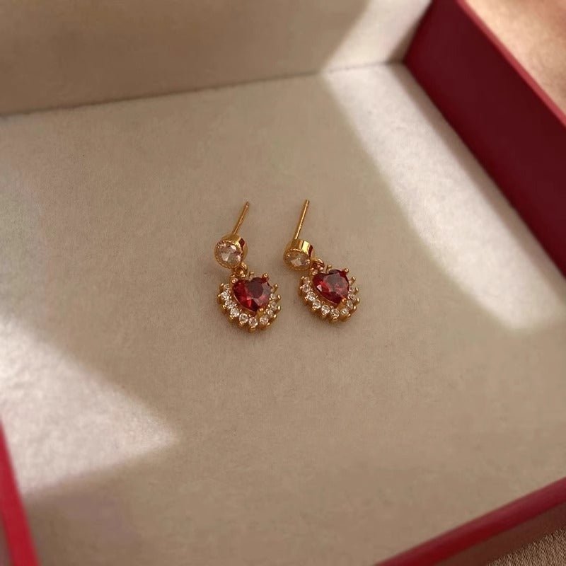 Rouge Herz-Ohrringe in Roségold