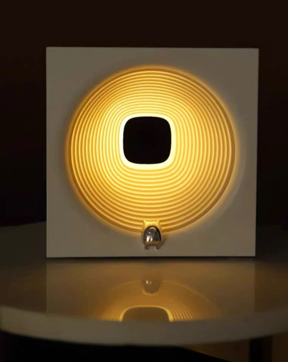 Time Machine Einschlafhilfe Nachttischlampe mit Lautsprecher – Dimmbares Schlaflicht